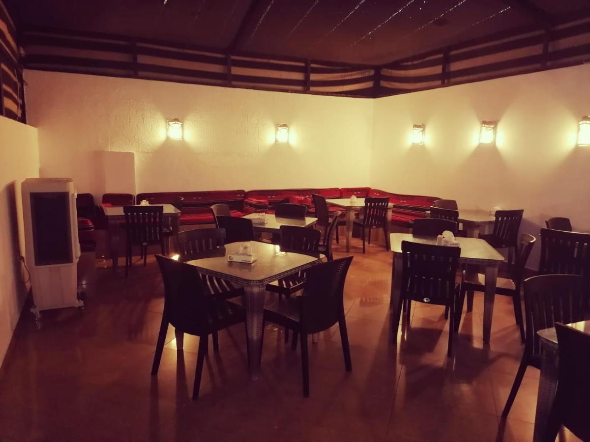 Al Qidra Hotel & Suites Акаба Экстерьер фото