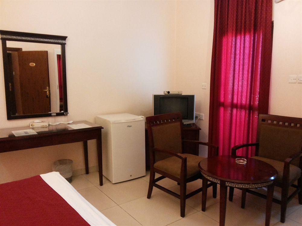Al Qidra Hotel & Suites Акаба Экстерьер фото