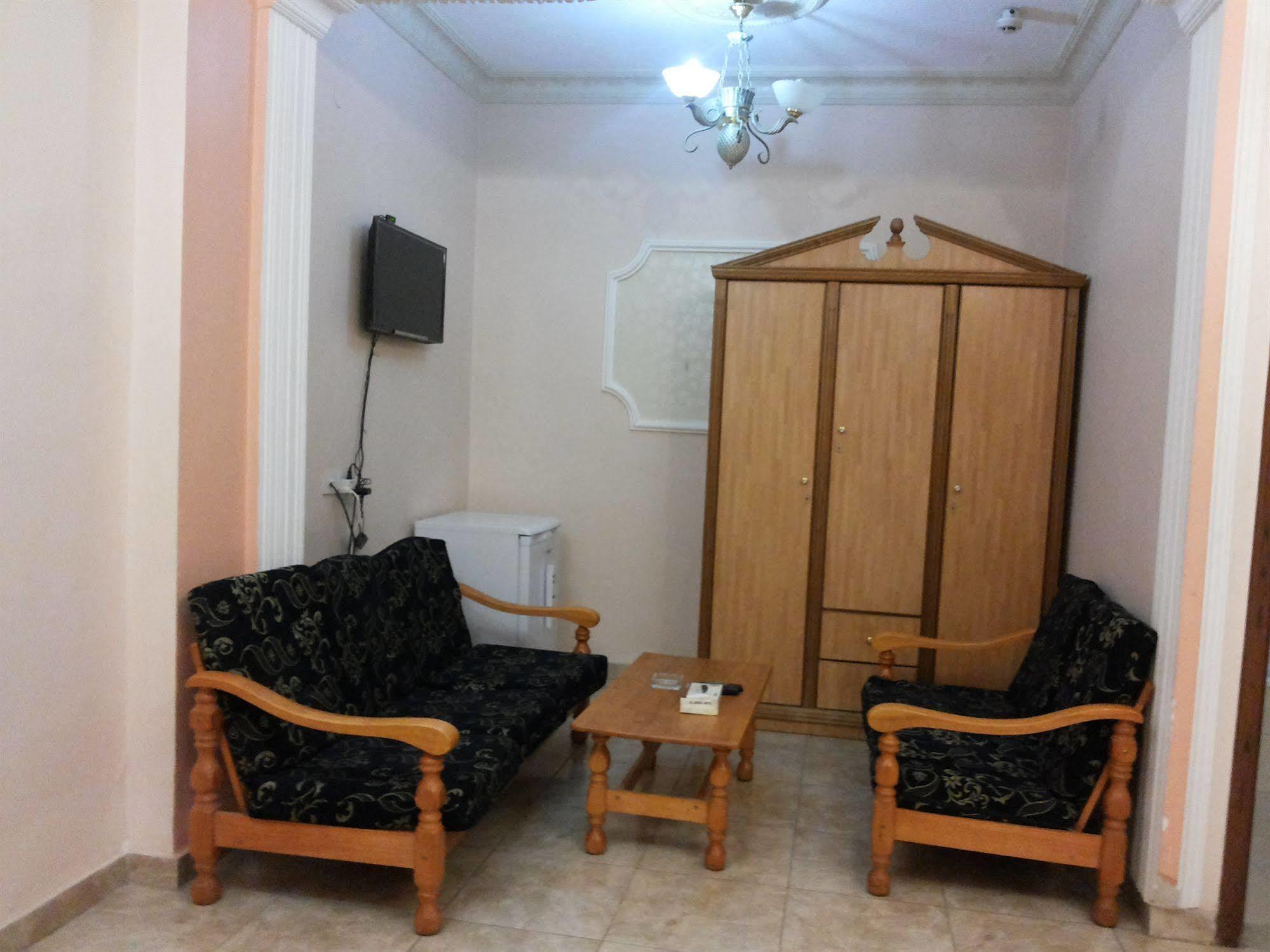 Al Qidra Hotel & Suites Акаба Экстерьер фото